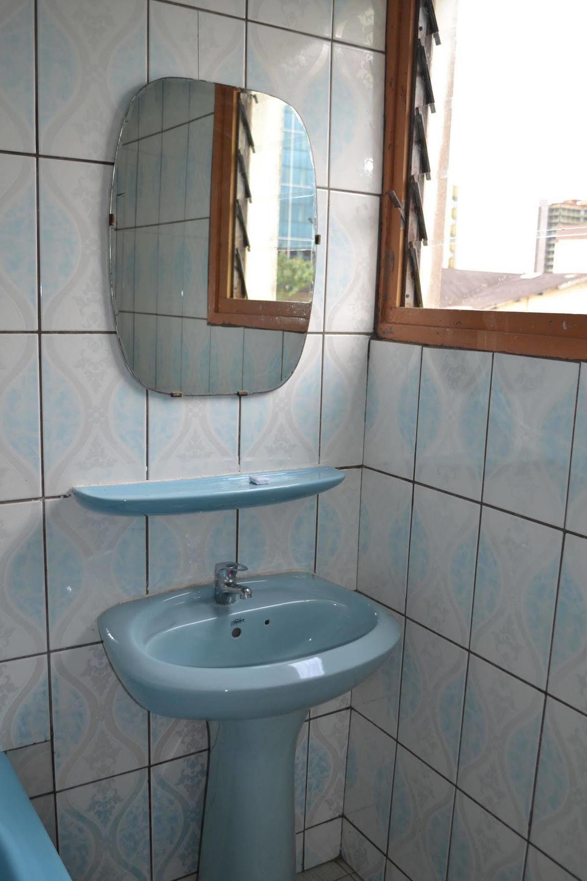 Hotel Lumiere Joss Bonabéri Dış mekan fotoğraf