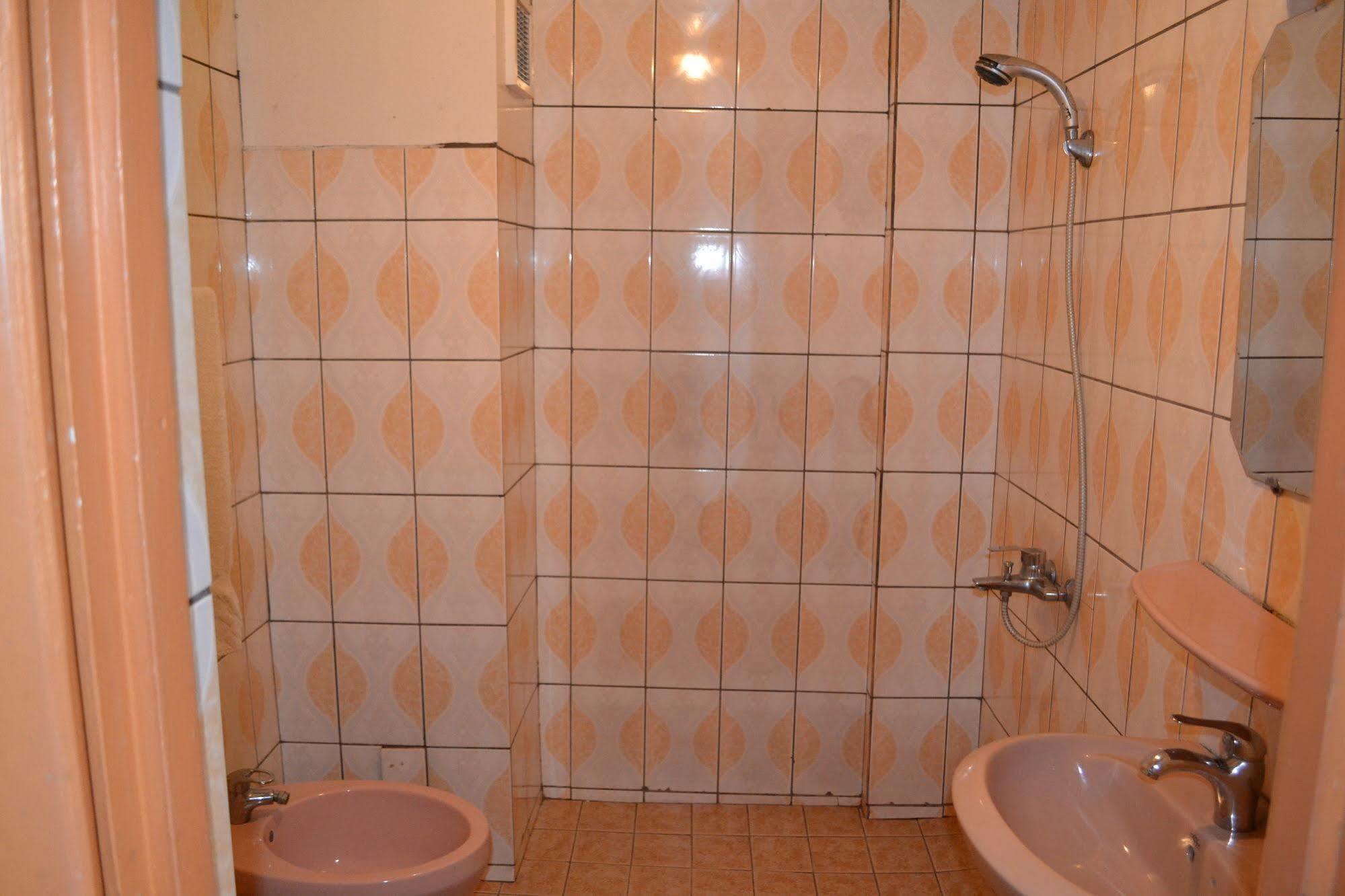 Hotel Lumiere Joss Bonabéri Dış mekan fotoğraf